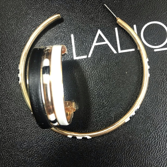 Elegant Gold and Black Hoop Earrings - Picture 3 of 6